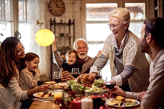 Cleaning Up After Summer Guests: A Stress-Free Hosting Guide